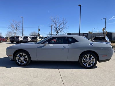 2021 Dodge Challenger SXT