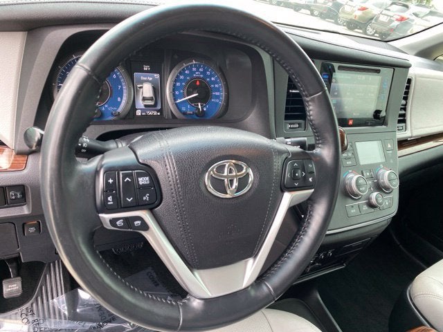 2017 Toyota Sienna Limited Premium