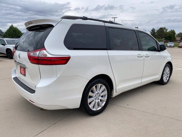 2017 Toyota Sienna Limited Premium