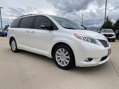 2017 Toyota Sienna Limited Premium
