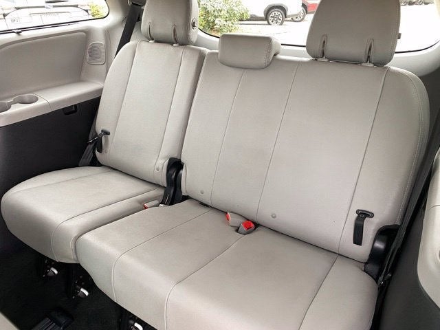 2017 Toyota Sienna Limited Premium