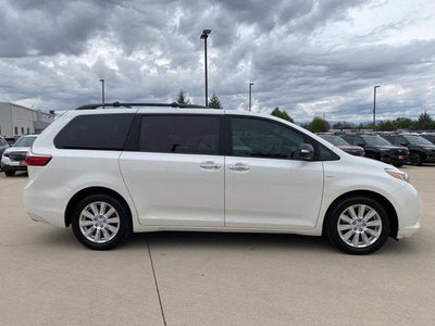 2017 Toyota Sienna Limited Premium