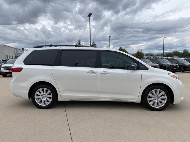 2017 Toyota Sienna Limited Premium
