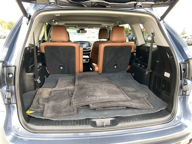 2017 Toyota Highlander Limited