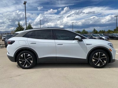 2022 Volkswagen ID.4 Pro