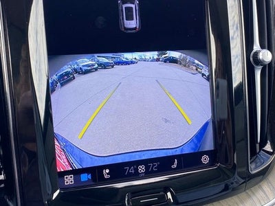 2023 Volvo XC60 Plus Bright Theme