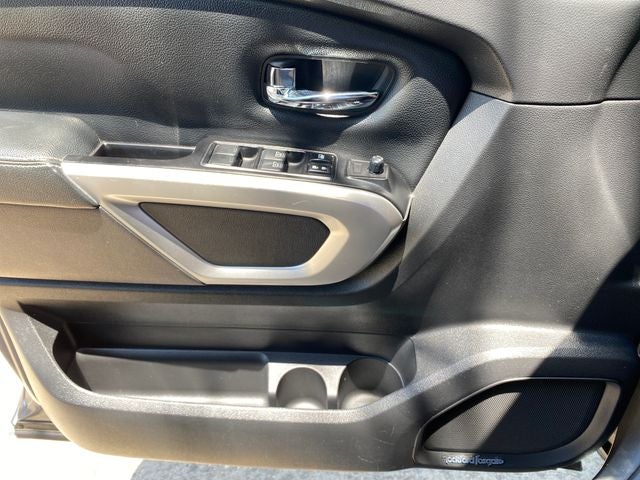 2017 Nissan Titan PRO-4X