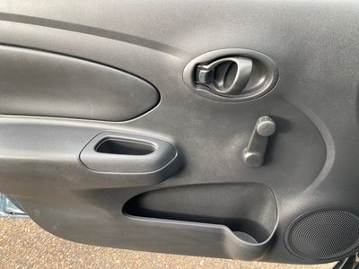 2015 Nissan Versa 1.6 S Plus