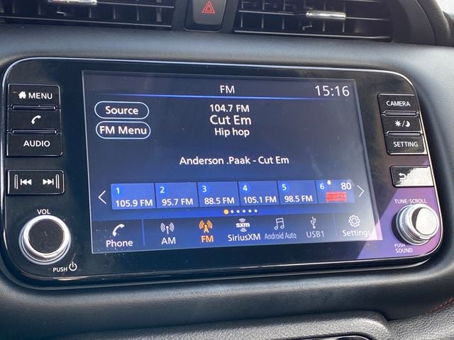 2023 Nissan Kicks SR