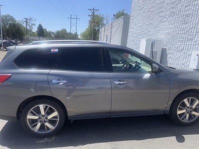 2015 Nissan Pathfinder S