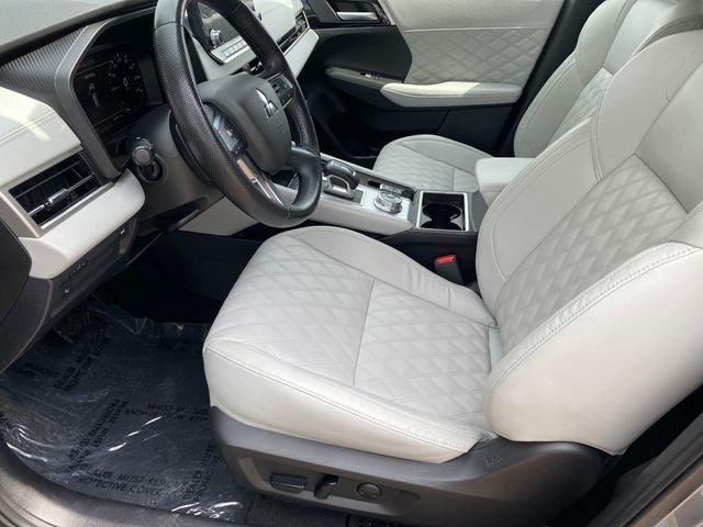 2024 Mitsubishi Outlander SEL