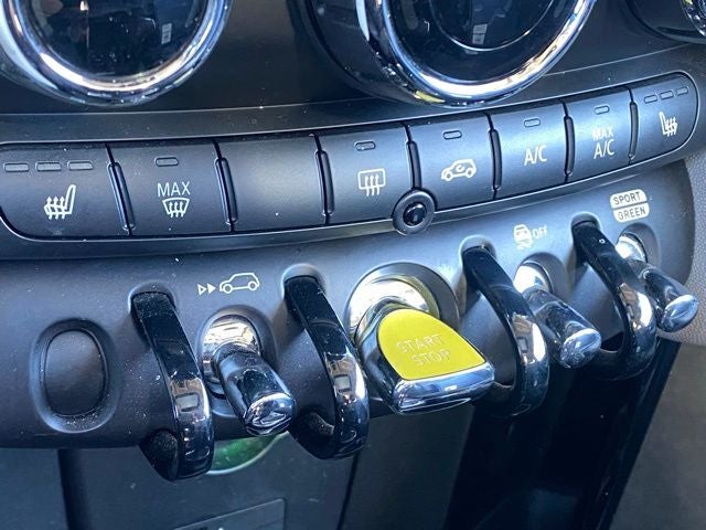 2021 MINI Cooper SE Electric Signature