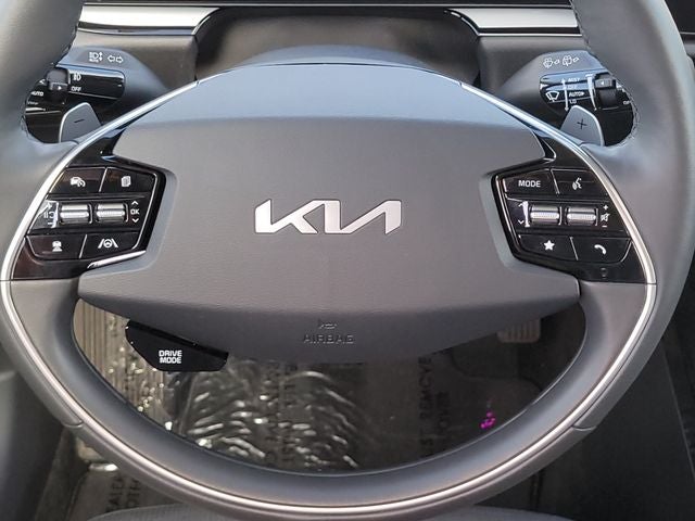 2025 Kia Niro SX