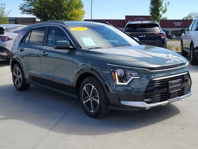 2025 Kia Niro SX