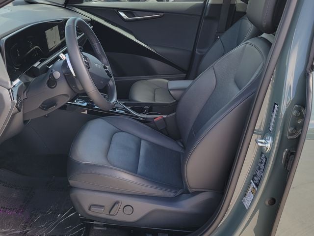 2025 Kia Niro SX