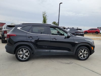 2022 Kia Seltos EX