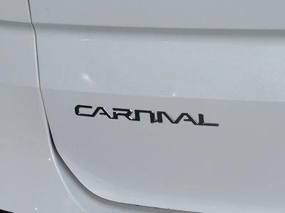 2023 Kia Carnival EX