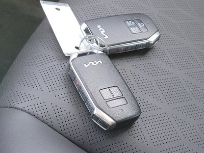 2023 Kia Carnival EX