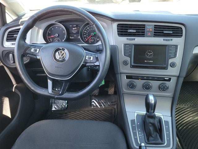2016 Volkswagen Golf SportWagen S