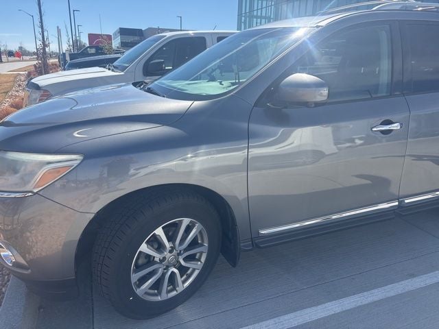 2015 Nissan Pathfinder SL
