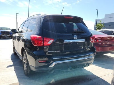2017 Nissan Pathfinder SL
