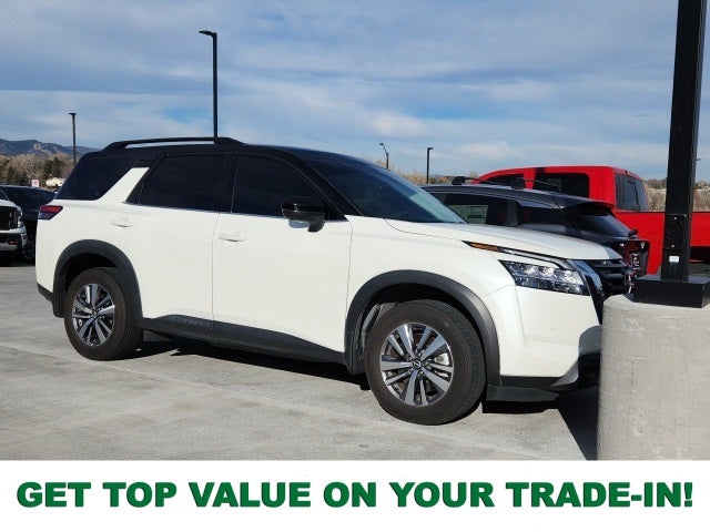 2024 Nissan Pathfinder SL