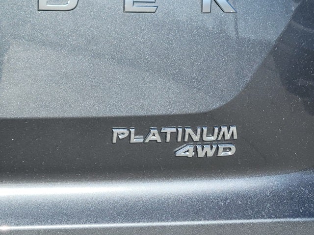 2025 Nissan Pathfinder Platinum