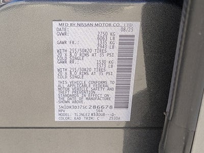 2025 Nissan Pathfinder Platinum